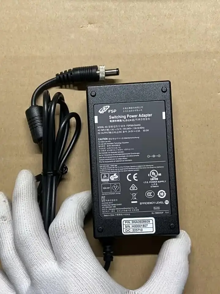 Alimentatore Originale FSP FSP060-RAA Uscita: Spina 24 V-2,5 A 3 Pin