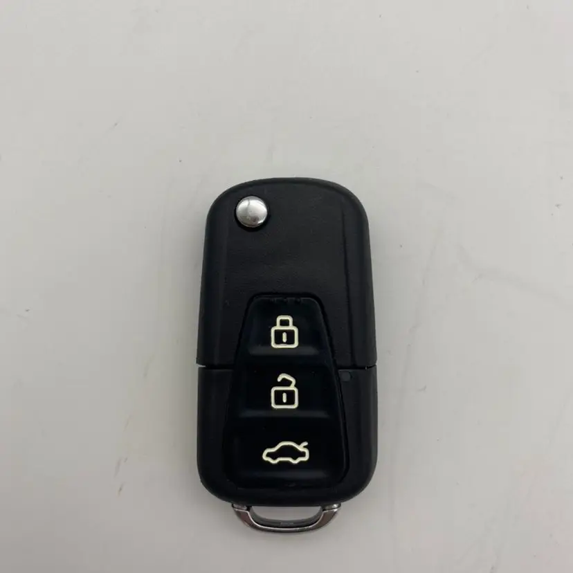 Applicable to Lifan X60 remote control key folding key folding remote control embryo