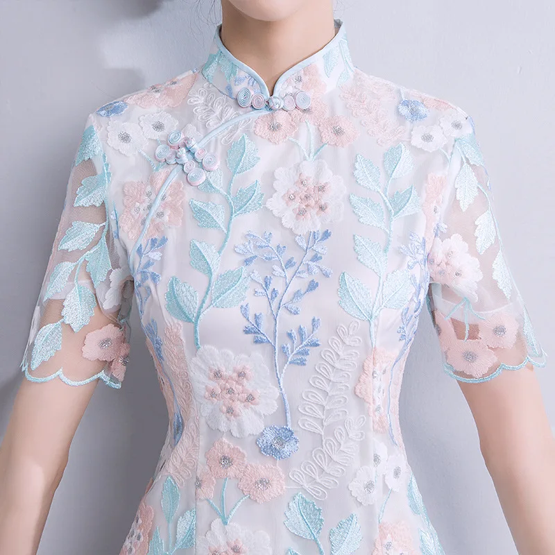 2023 Women Lace Short Cheongsam A-line Dress Embroidery Vintage Wedding Formal Dress Show Costumes Traditional Qipao XS To 3XL