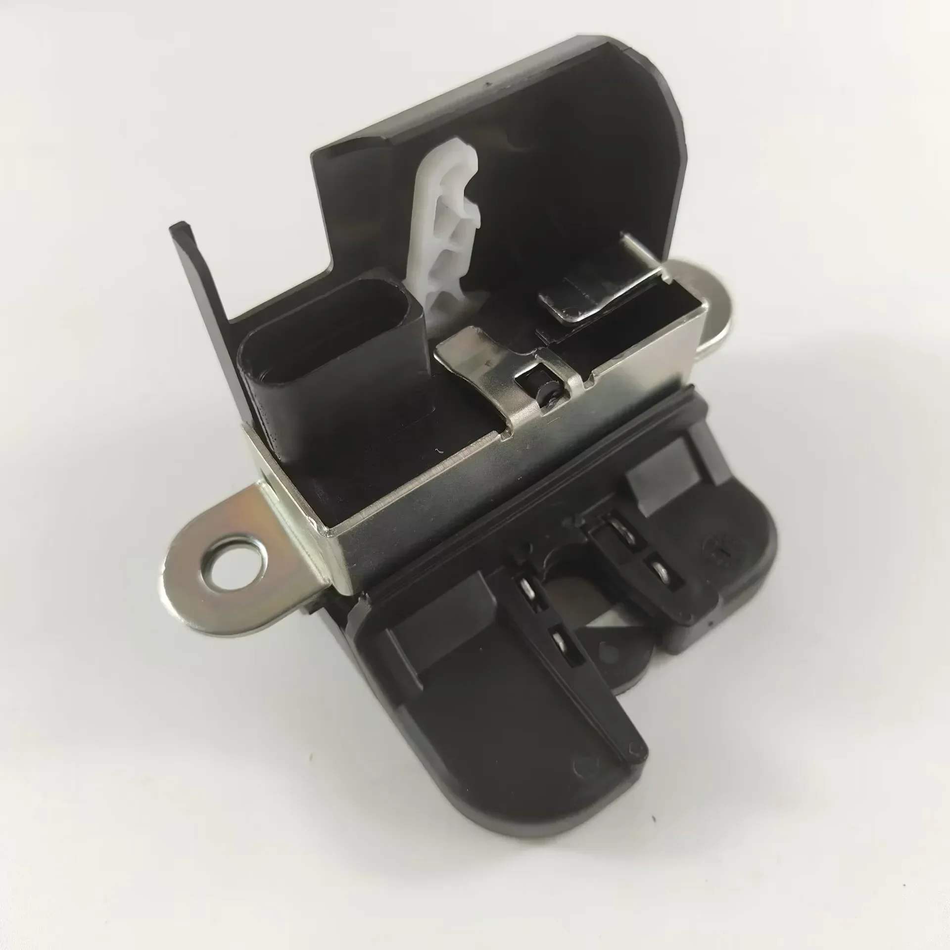 5ND827505 5KD827505 6RD827505 REAR TRUNK LOCK ACTUATOR LATCH for VW GOLF PASSAT TIGUAN SEAT