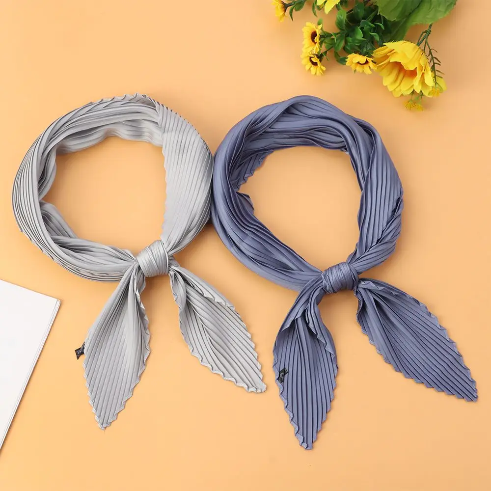 

Elegant Women Spring Autumn Bandana Decorative Headscarf Square Scarf Pleated Print Silk Scarves Scarf Necklaces