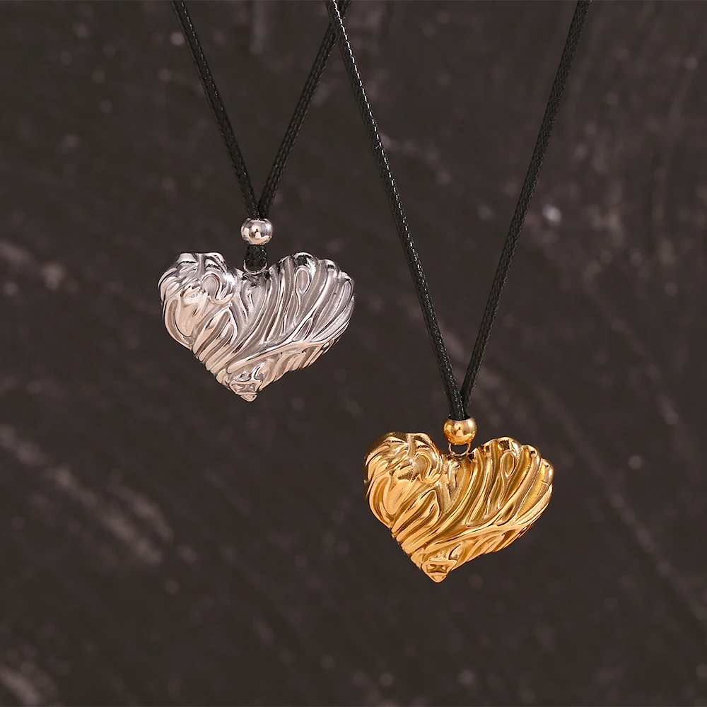 Leather Cord Pleated Heart Pendant Necklace Tarnish Free 18K