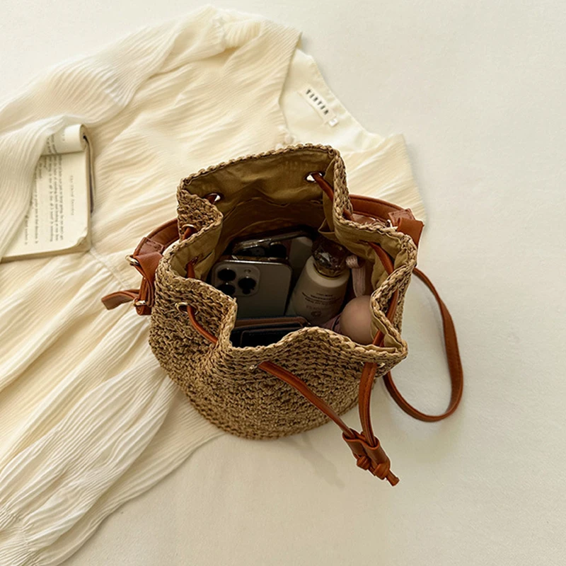 Summer Straw Shoulder Bags Drawstring Women's Straw Bucket Bag Purse Raffia Woven Straw Handbags Casual Tote Beach Crossbody Bag