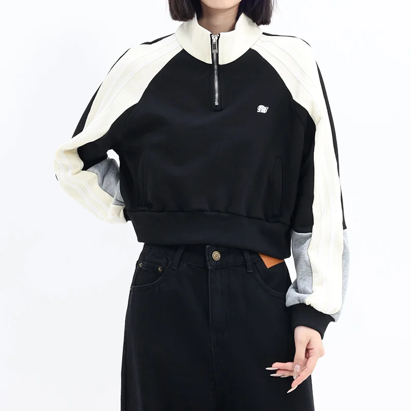 

Sandro Rivers 2023 Morning Spring New Short Coat Women's Zipper Design Sense Small Black and White Pullover Loose Long Sleeve