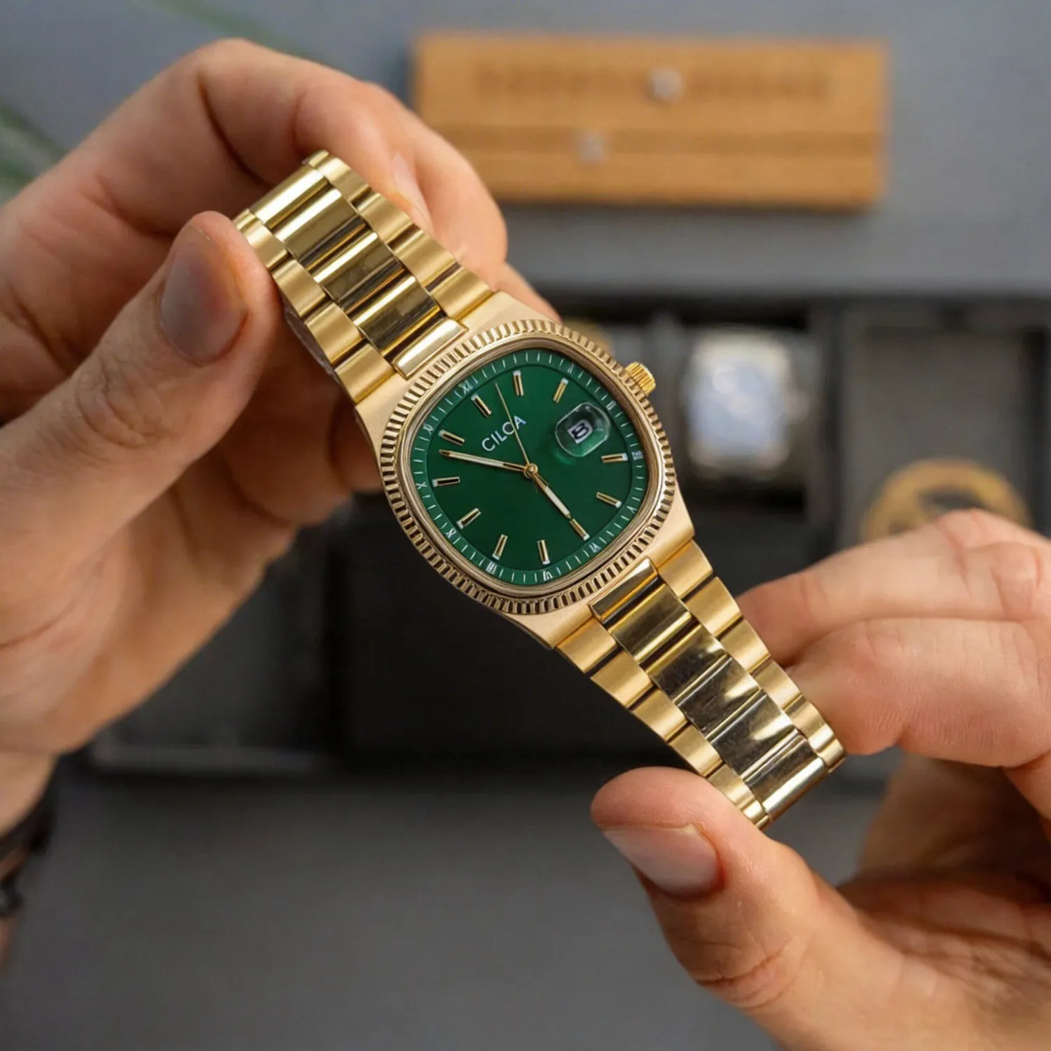 CILOA square green watch for men, luxury high-quality quartz watch, fashionable, elegant, lightweight, water-resistant, new gift