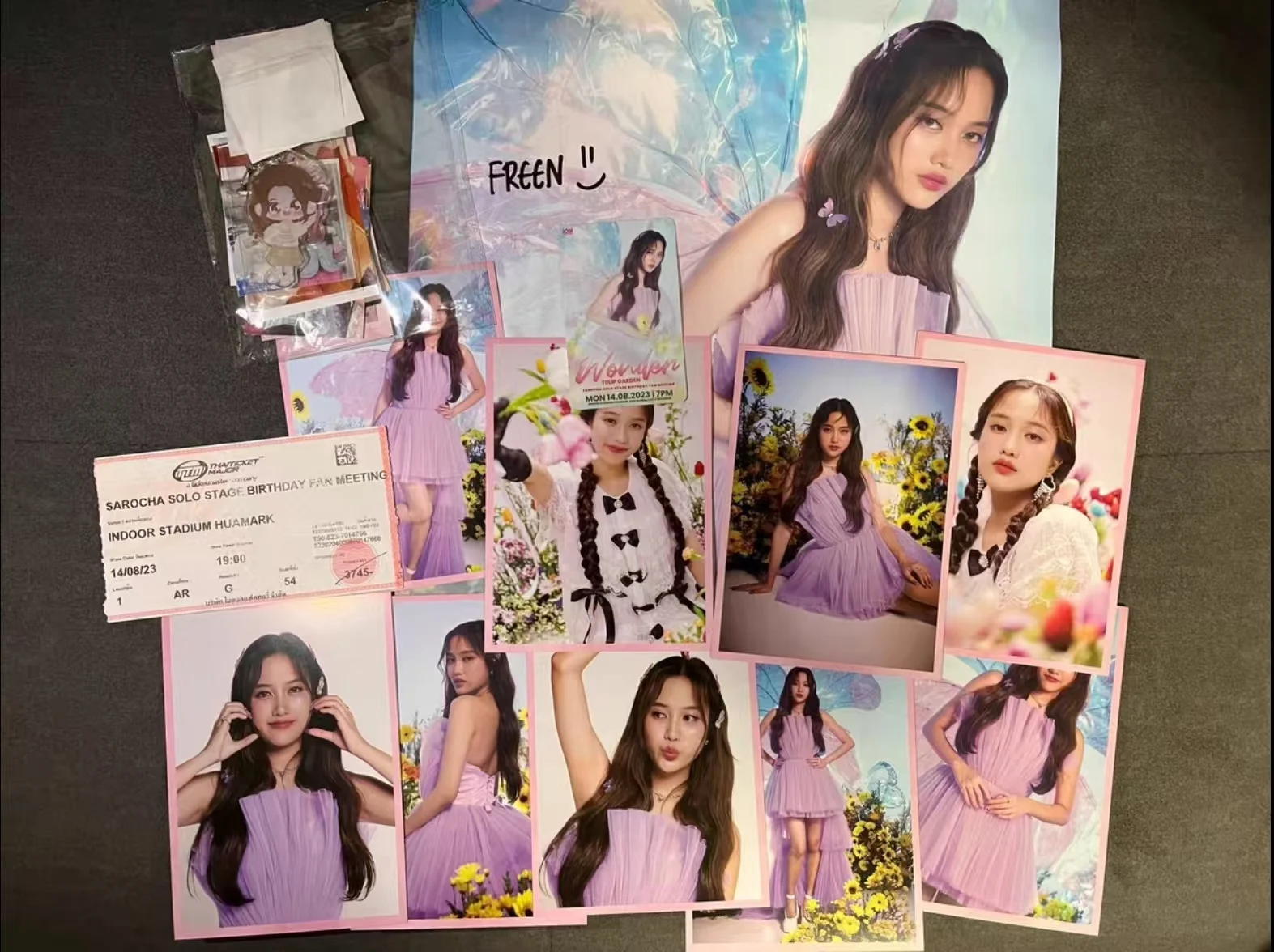 【レア】FreenBecky サインポスター レア】FreenBecky サインポスター フリーンサロチャタイの誕生日