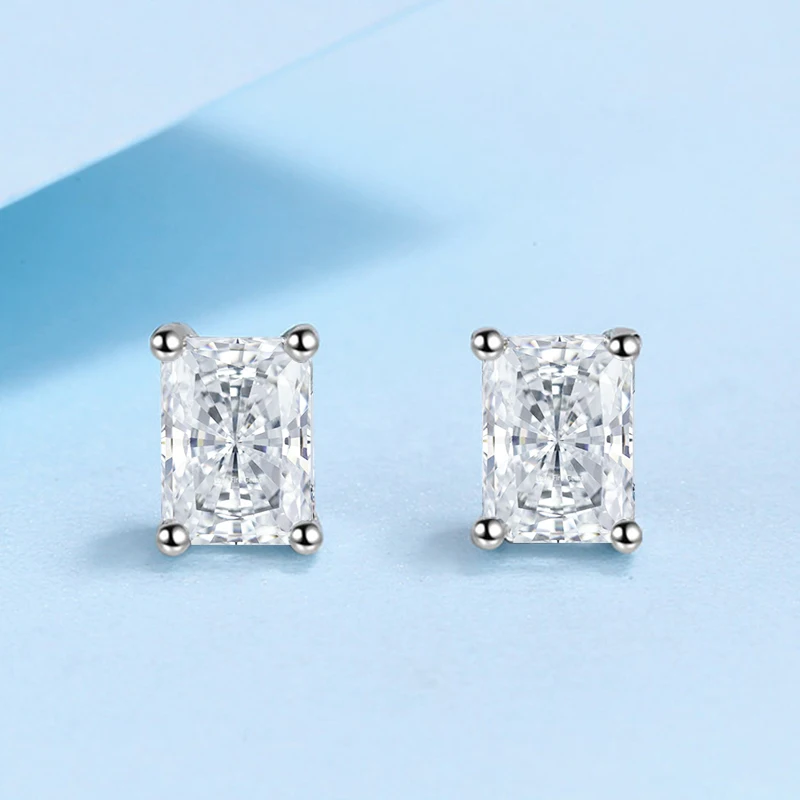 Moissanite Stud Earrings - Size Comparison