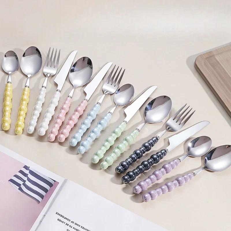 Set of 4 Ceramic Pearl Handle Cutlery Set Knife Fork Spoon Creative Cute Soup Spoon Western Food Steak Knife Spoon and Fork Set