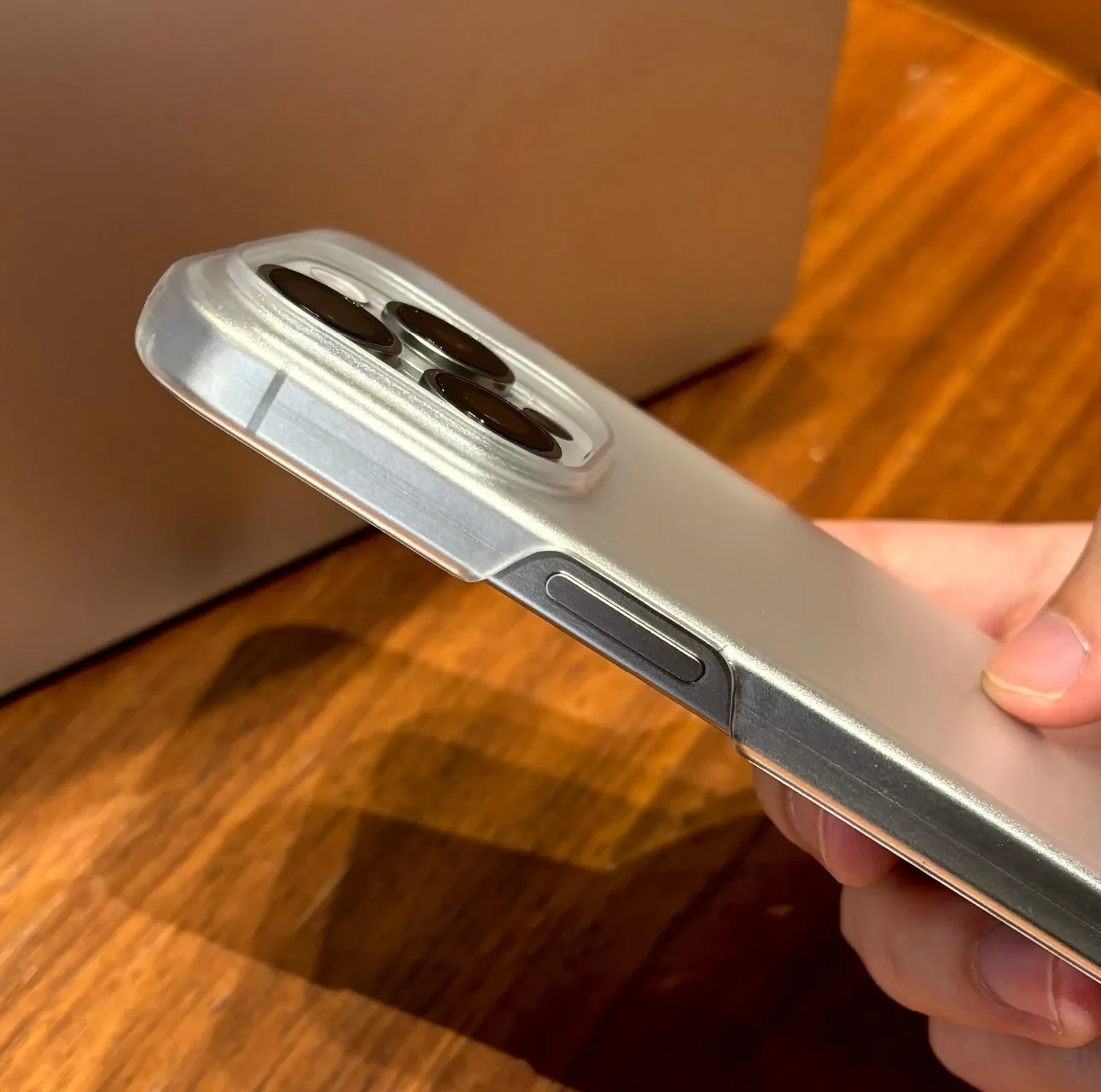 Ultra-Thin Matte Transparent Shockproof Frameless Phone Case with Heat Dissipation