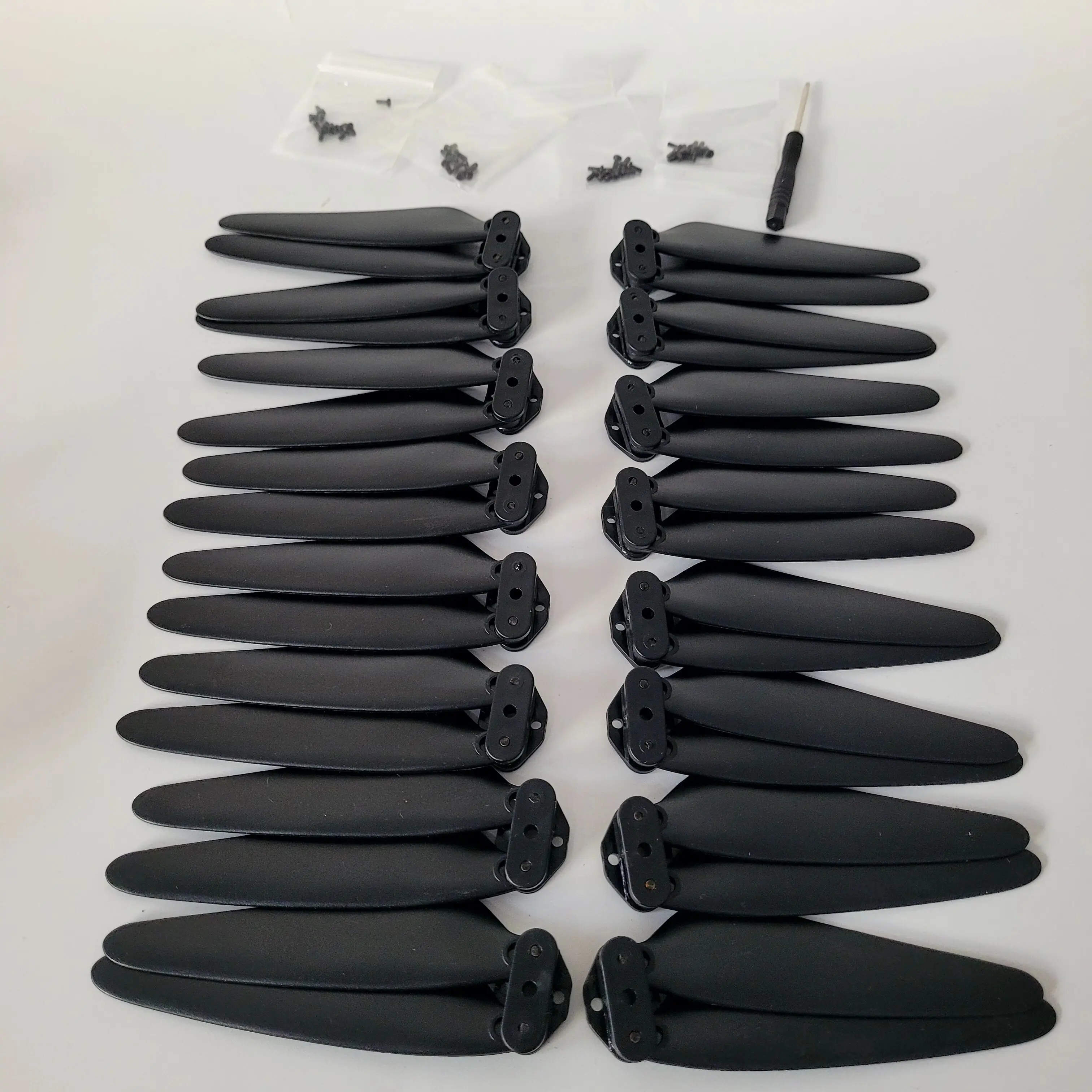 Hélices de Drone Lot 8/12/16/20 PCS - Pièces de Rechange Universelles
