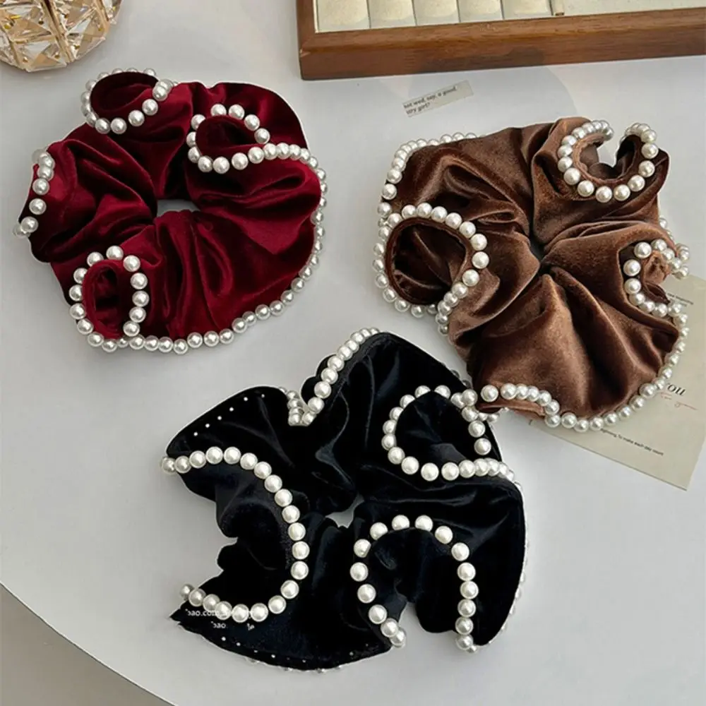 

French Vintage Pearl Velvet Scrunchies Hair Rope Large Intestine Hairband Simple Temperament Hair Ring Headwear Hair Accessories