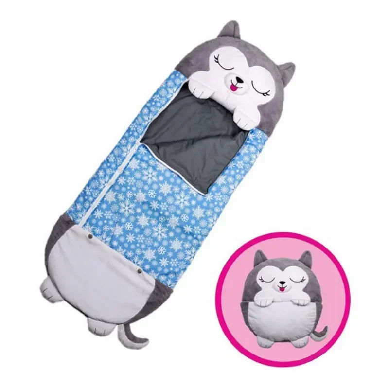 Sac de couchage de dessin animé pour cadeau d'anniversaire, sac de couchage joyeux, poupée en peluche, oreiller, couverture chaude et douce pour garçons et filles