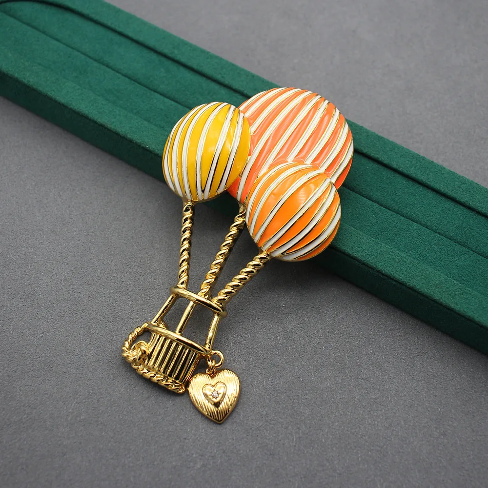 European and American exaggerated color hot air balloon brooch