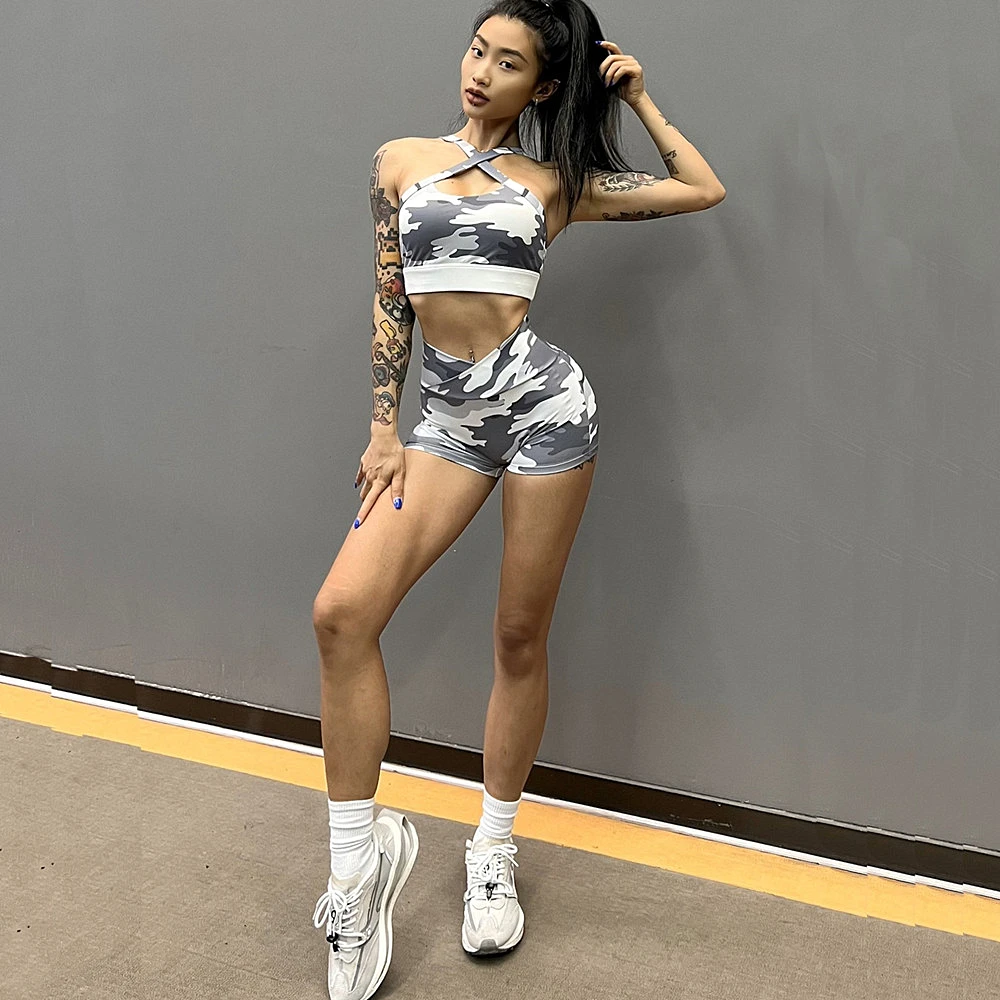 2024 Pad Summer Camouflage Women Sportswear Yoga Set Cross Bra Workout Athletic Wear Gym Scrunch Shorts Fitness Bra Yoga Suit