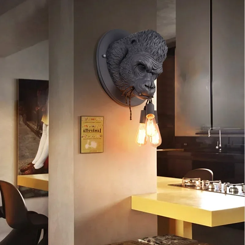 SANDYHA Modern Creative Personalized Resin Gorilla Wall Lamp Retro Animal LED Bedroom Bedside Home Decor Wall Lighting Fixture