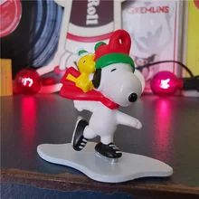 

NJ Croces Retro Snoppy Figure Ornaments Accessories Fantasy Figurines Children Toy Present
