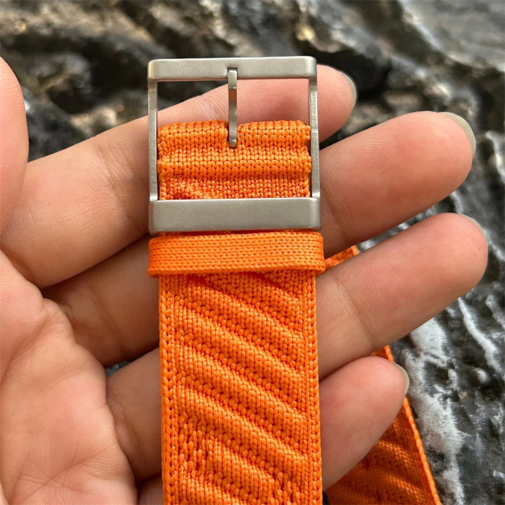 Elegant Sport Bracelet for Smart Watches - Premium Design for Durability and Style