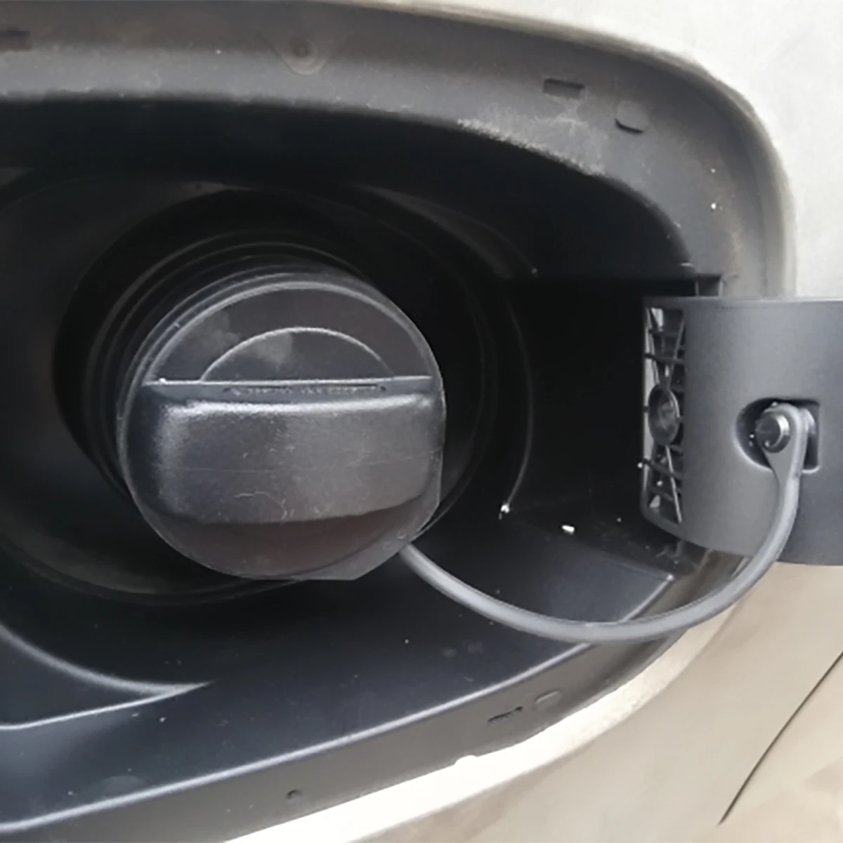 For VW Golf Polo 6r Passat Audi A6 A8 Skoda Octavia Leon Seat Cordoba Fabia Fuel Filler Cap Tank Inner Cover Cap Petrol Diesel