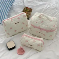 1PCS Women Cute Cosmetic Stroage Bag Quilted Cute Bow Makeup Pouch Travel Portable Wash Toiletry Storage Bag Organizer Purse 1