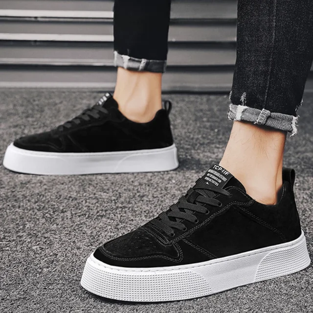 Trend Men's Casual Sneakers Lightweight Flat Shoes Comfortable Non Slip Running Shoes Soft Sole Vulcanized Shoes for Men Zapatos 4