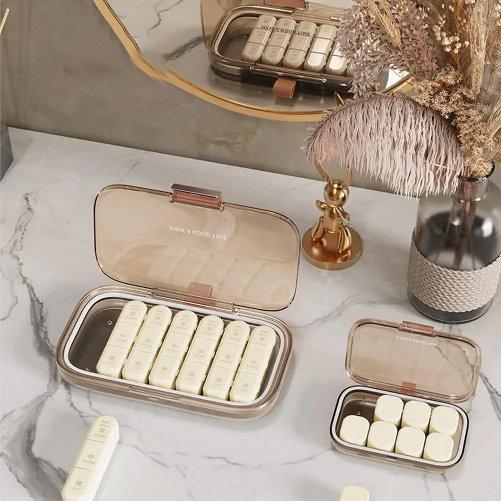 

8/21 Grids Weekly Pill Box with Lid Compartment Design Good Sealing Portable 7 Days Travel Vitamin Capsule Pill Dispenser Case