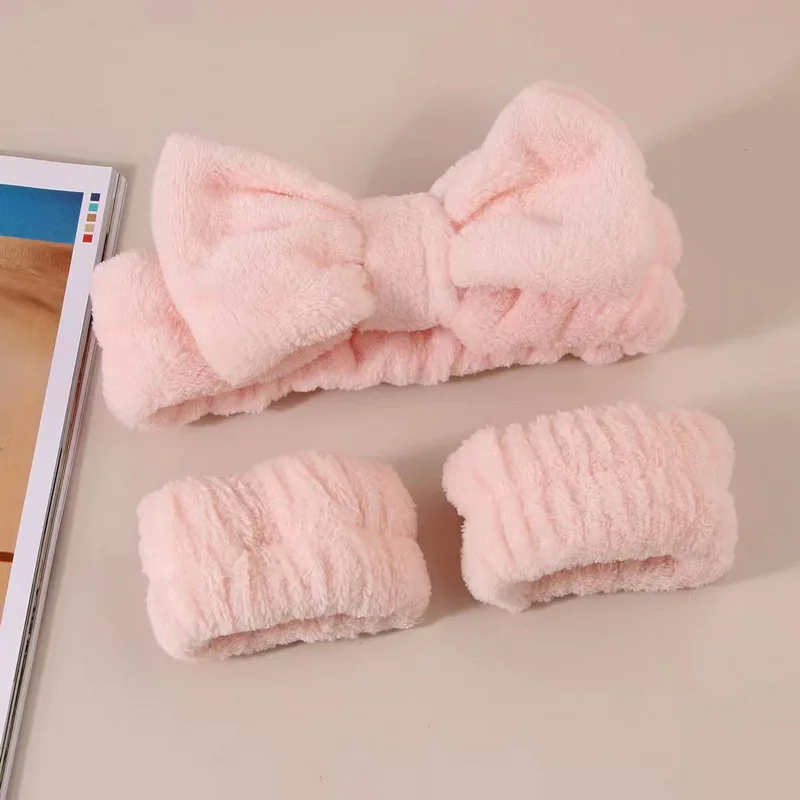 Women's Soft Bow Headband and Wrist Towels Set
