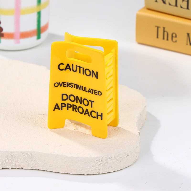Überanstrengtes Warnschild-Haarspange, Gelbe Vorsicht-Haarklammer, 'Nicht Annähern'-Schild Haarklauen, Lustiges Scherzgeschenk – Detail 10