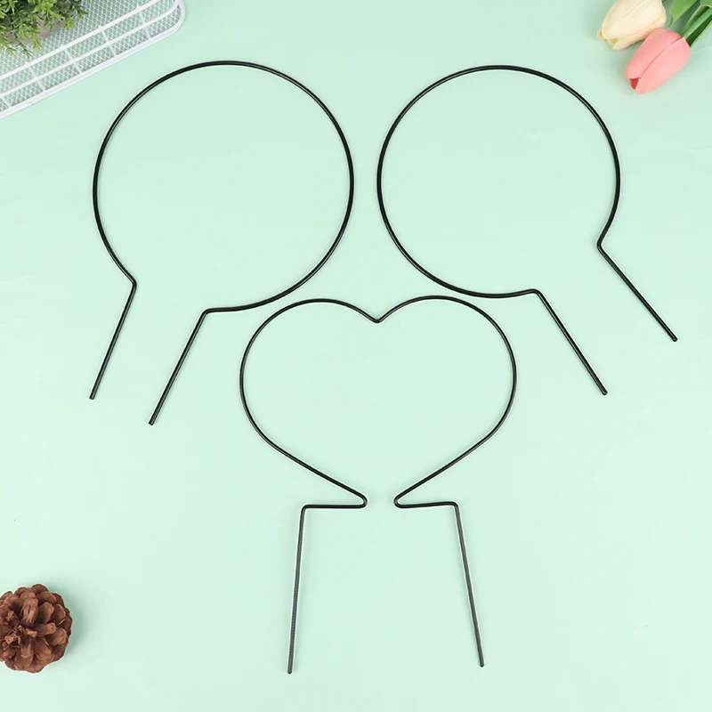 Garden Plant Support Stake Stand Round Vine Climbing Rack Ironheart-Shaped Flower Plant Trellis Support Frame 2Pcs
