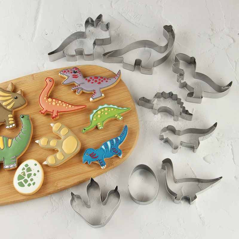 12PCS Dinosaur Kitchen Dough Cutter Metal Cookie Cutter Fondant Biscuit Cake Mold cookie cutter baking mold cookie mould cookie maker press kit