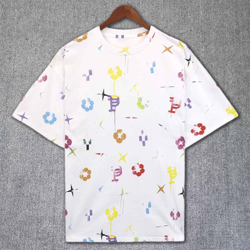 

Футболка мужская летняя с круглым вырезом и абстрактным принтом