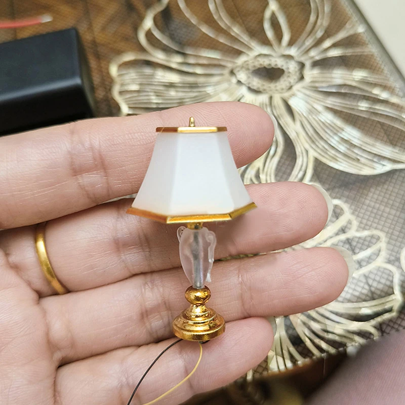 1:12 Dollhouse Retro European Style Mini LED Lamp Reading LED Table Light Lamp Wall Light Battery Powered Room Outdoor Decor Toy 6
