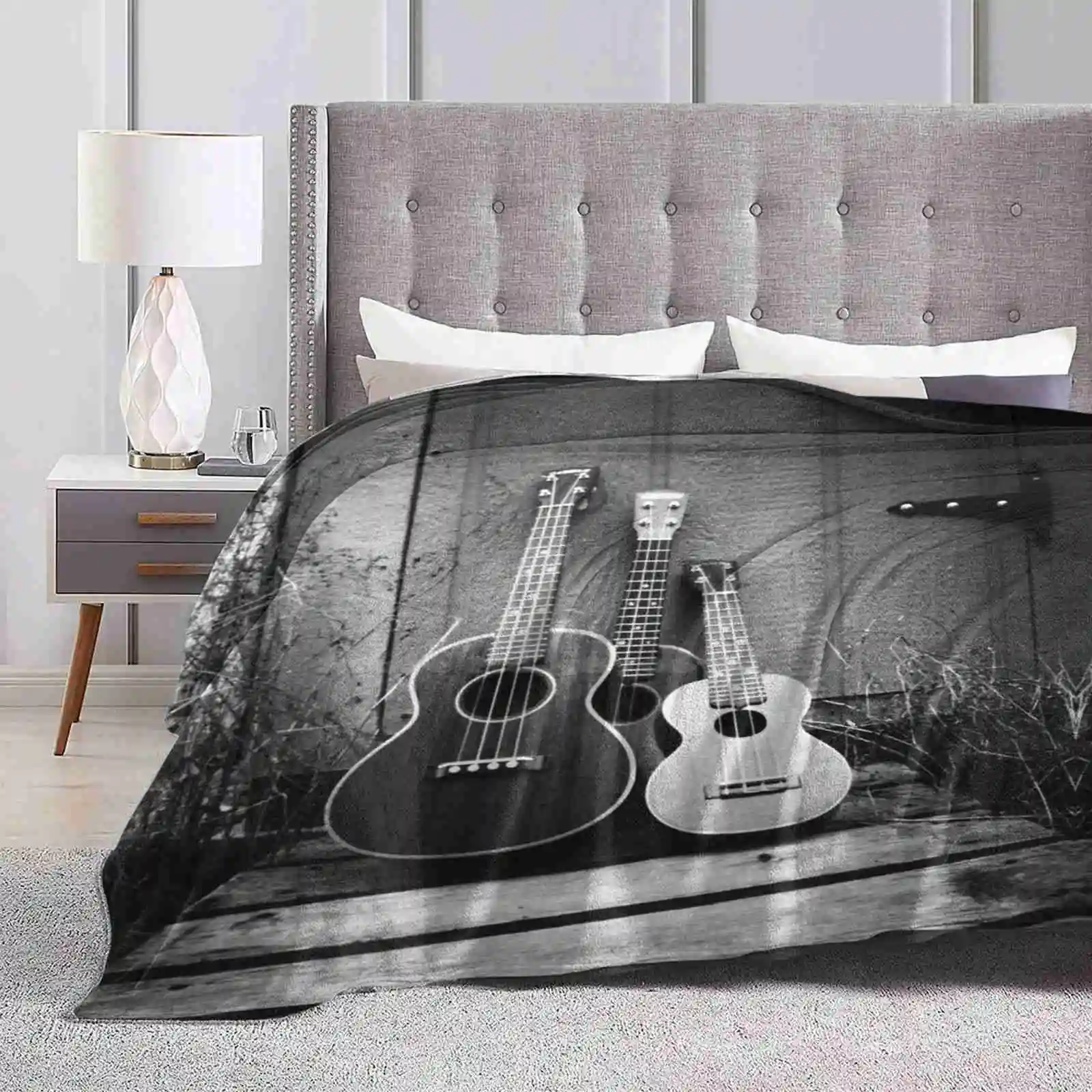 Ritratto Di Famiglia Design Creativo Leggero Sottile Coperta Di Flanella Morbida Diana Mini Lomografia B W 35Mm Pellicola Chitarra Ukulele