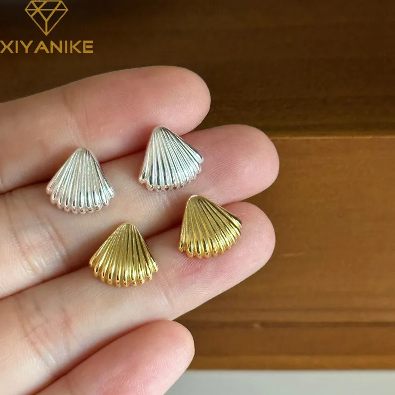 Gold Seashell Stud Earrings For Women - Vintage Conch Shell Huggie Dangle Earrings, Boho Beach Jewelry