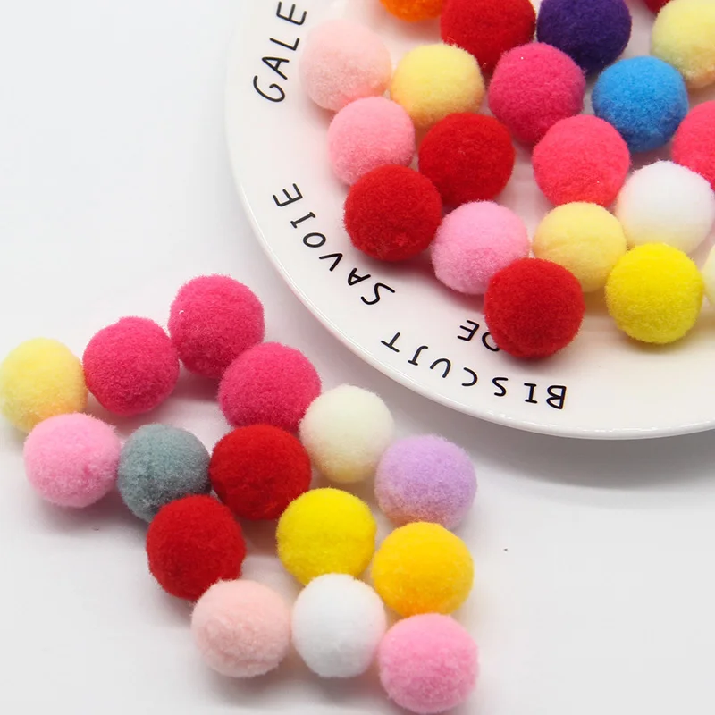 thumbnail image 1 of Pompones suaves de 8, 10, 15, 20, 25 y 30 mm, bolas de pompones de piel esponjosa, pompones para decoración de bodas, juguetes para niños hechos a mano, suministros para manualidades de costura, 1 of 5