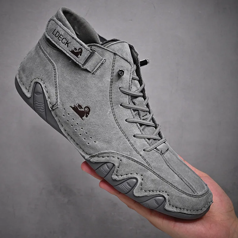 Men Sneakers 2023 New Casual Shoes Male High Top Sneakers Winter Warm Designer Fashion Loafers Lace Up Shoes Men Boots