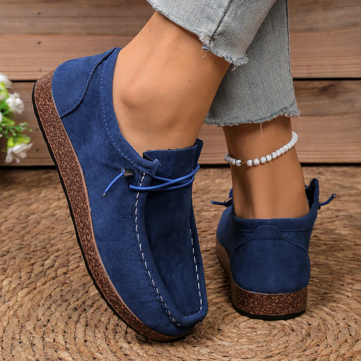 New Fashionable Slip-On Loafers Women's Shoes with Elastic Laces Lightweight Casual Outdoor Footwear Easy to Match 2026