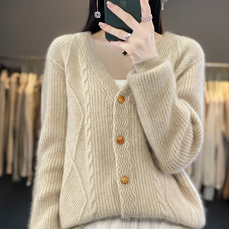 

Autumn and winter new V-neck 100% merino wool ladies knitted cardigan casual solid color loose thick long sleeve coat