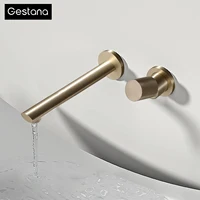 ก๊อกน้ําในห้องน้ําทองเหลืองขัดเงาทองหรูหราติดผนังปรับปริมาณน้ําได้ การออกแบบฝังตัวสําหรับอ่างน้ําร้อนและน้ําเย็นแตะ 1