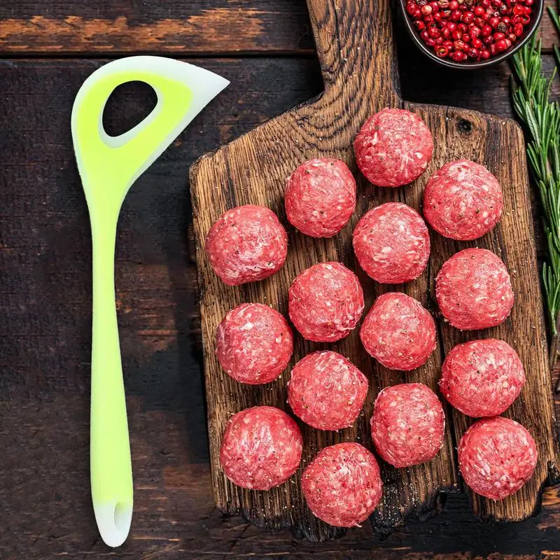 Meatball Maker Tool 2 Pieces Silicone Meat Baller Spoon Meatball Maker Fish Ball Spoon Practical Making Tool With