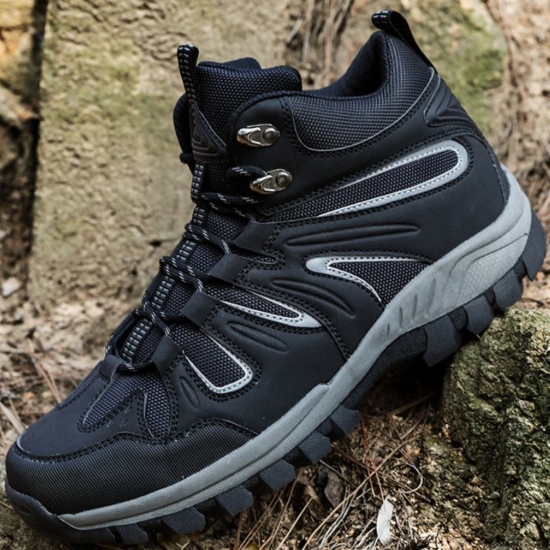 Outdoor Hiking Boots Men's Outdoor High Top Large Size Hiking Travel