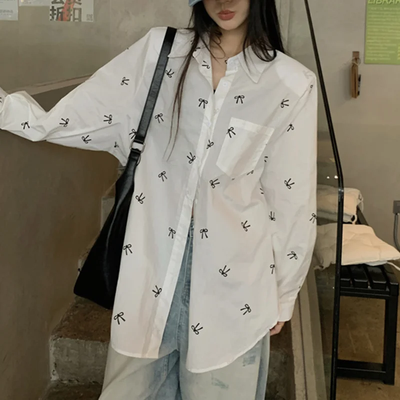 Camisa Y2K para mujer, blusa con estampado de lazo, cuello de solapa, botonadura sencilla, manga larga con bolsillo, ropa de calle de los años 2000