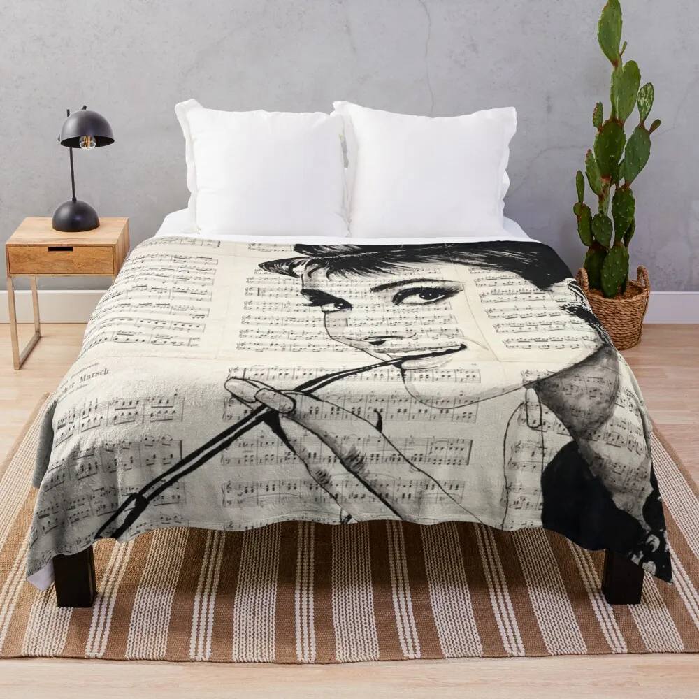 

Audrey Hepburn Throw Blanket Plaid on the sofa Beautifuls Flannel sofa bed Travel Blankets