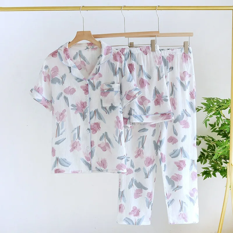 

Новинка, Хлопковая пижама из крепа, повседневная простая тонкая Пижама с коротким рукавом + шорты + брюки, домашняя одежда, домашняя одежда с V-образным вырезом, женская пижама, 3 шт.