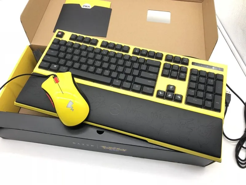 【海外限定】Razer Ornata ピカチュウキーボード ポケモンコラボ Razer、ピカチュウとイーブイが描かれたポケモンコラボ