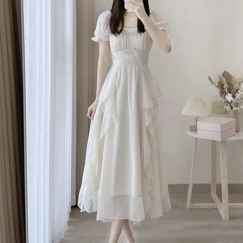 

Женское приталенное платье миди, белое элегантное платье с оборками и бисером, с квадратным вырезом, коротким рукавом и высокой талией, лето
