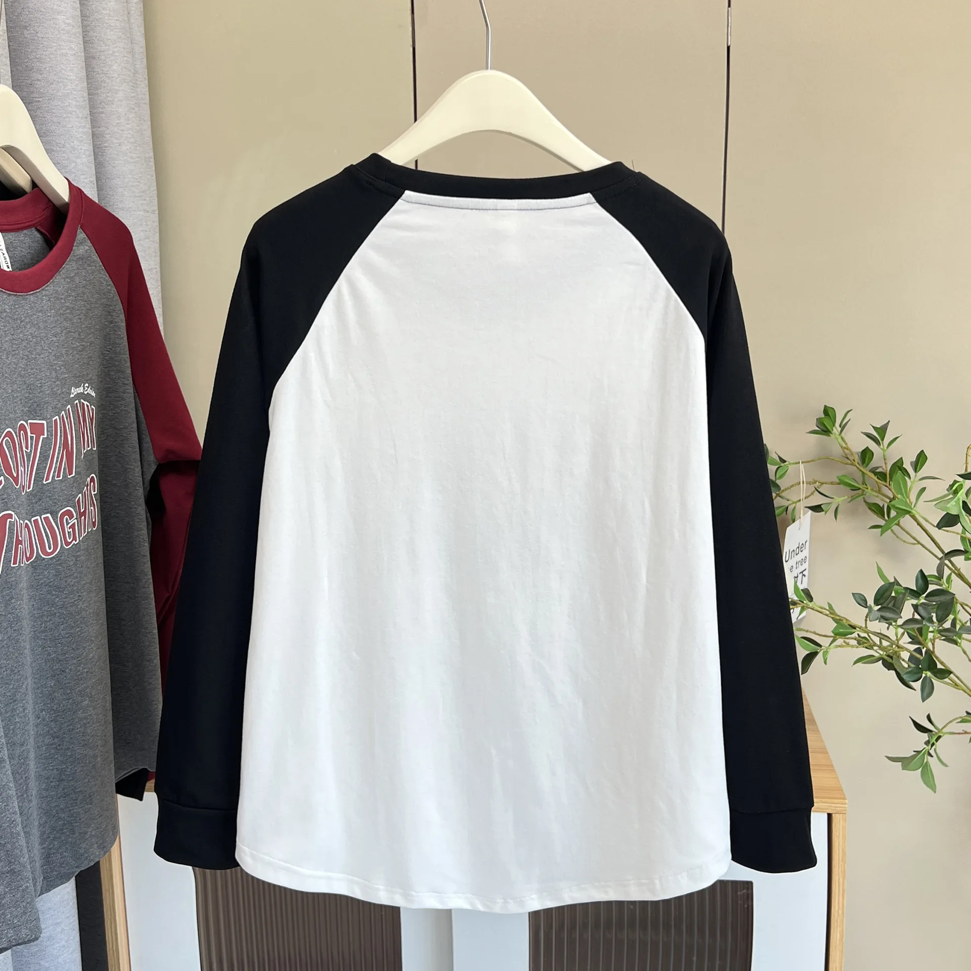 Fashion Plus Size Women's T-Shirt Autumn New Style Casual Color Blocked Printed Letter Long Sleeved Tops 7033