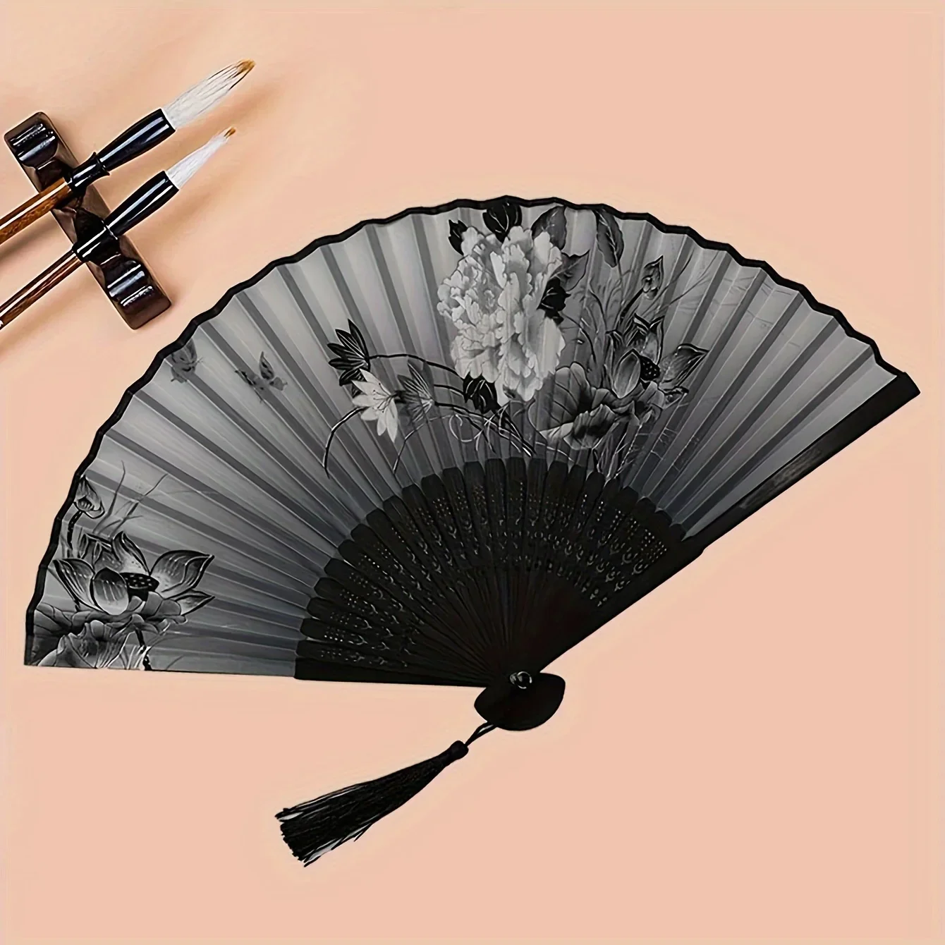 Women's folding paper hand fan, suitable for Chinese fans at parties, bamboo folding fan, suitable for weddings and decorations