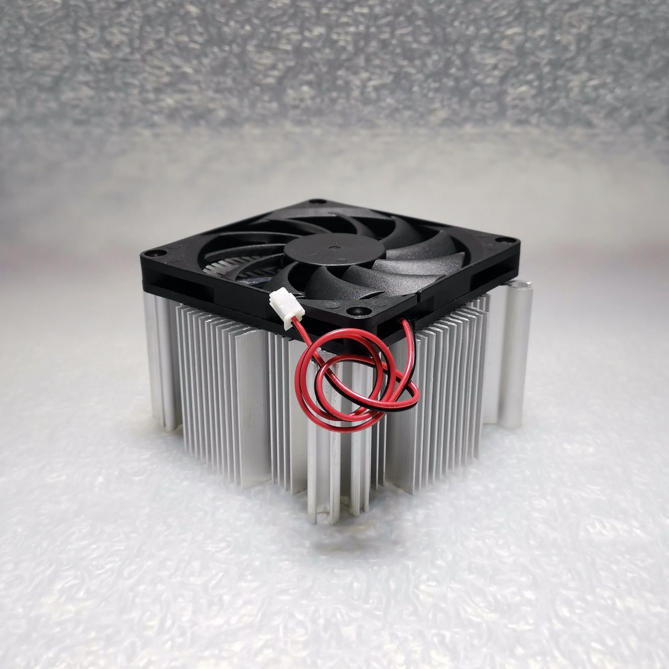 Fan 5V(80x80x10mm) + Square 92x92x45mm Aluminium Heat Sink for 20W 30W 50W 100W High Power LED Spot Light Bulb Lamp COB