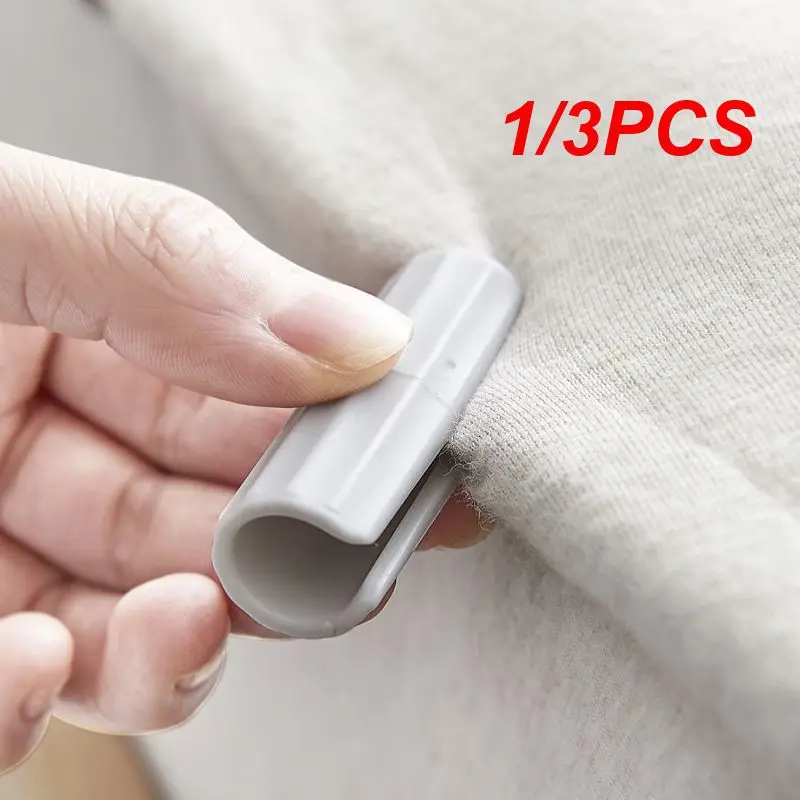 

1/3PCS Bedsheet Clips Plastic Slip-Resistant Clip Bed Cover Grippers Fixed Clips Bedsheet Holder Organizer Sheets Organization