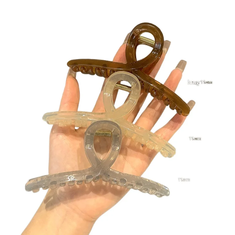 

Clamping and Clamping Women's Acrylic Pan Hair Shark Clip Korean Netizens 2023 New Back Head Spoon Hair Clip Headwear